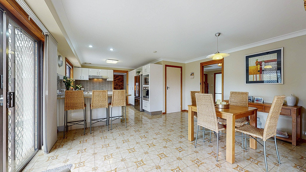Image of dining room