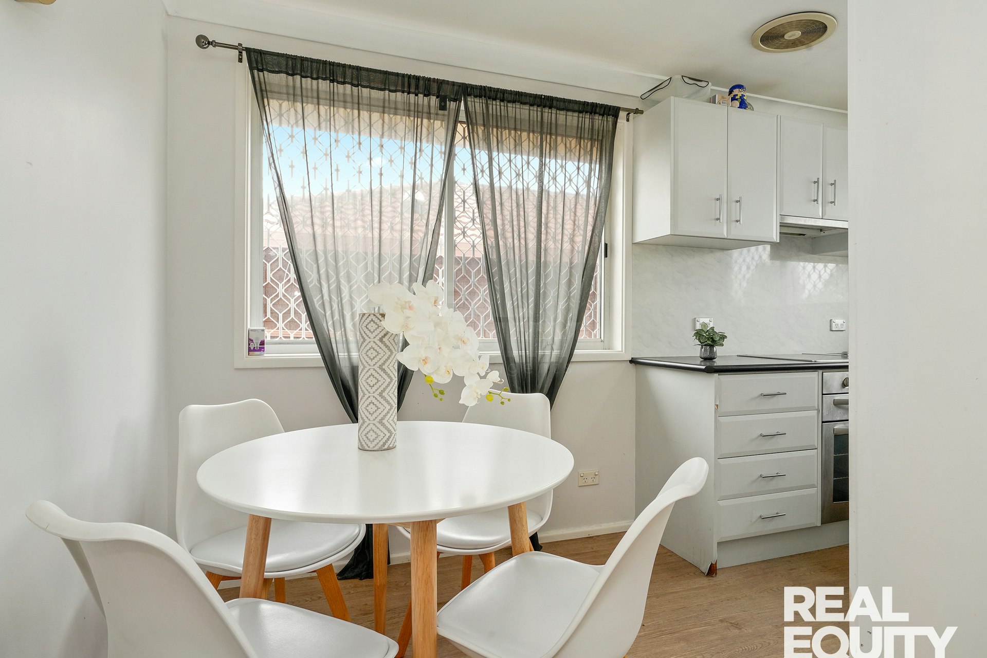 Image of dining room