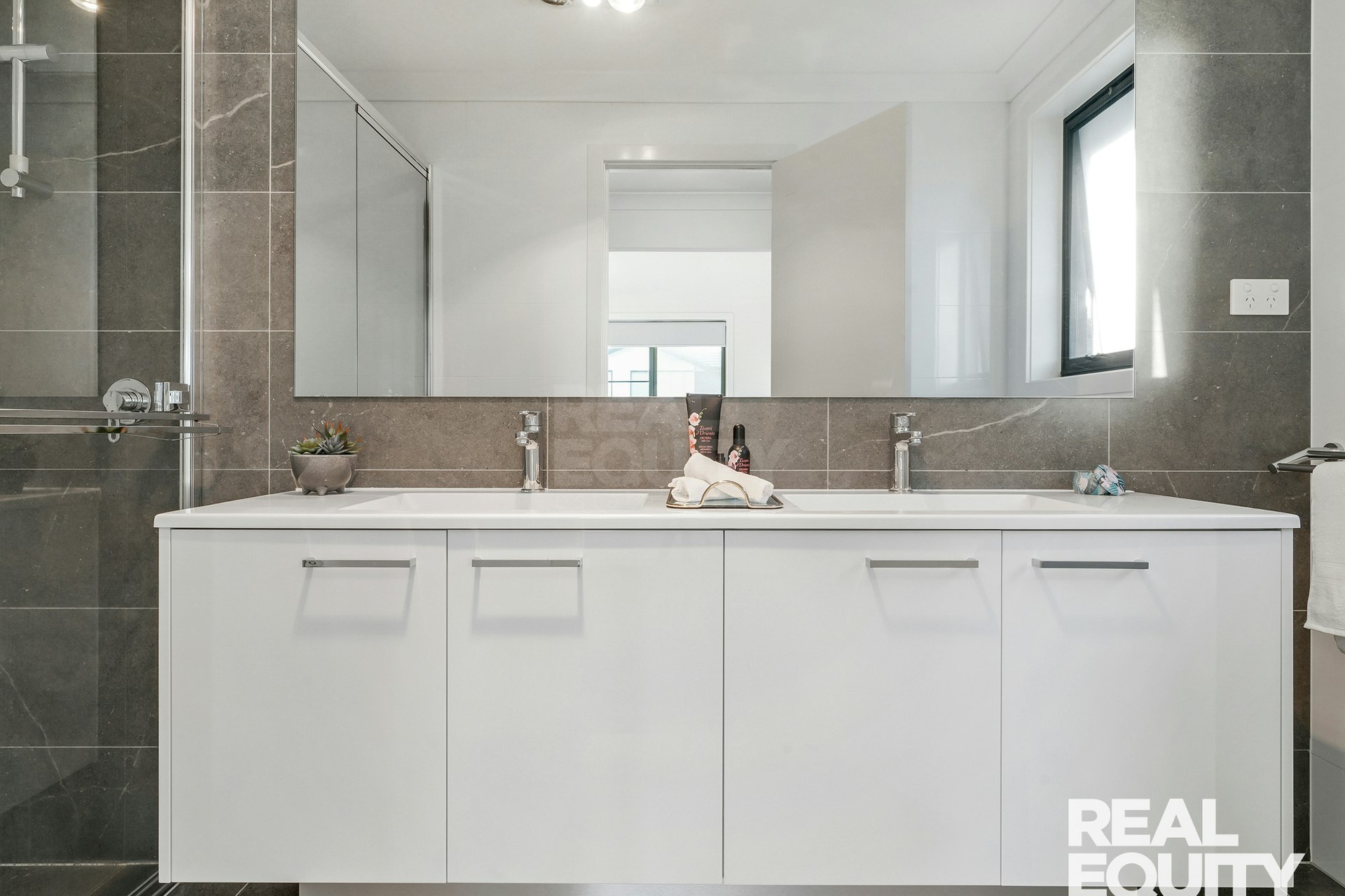 Image of double sink