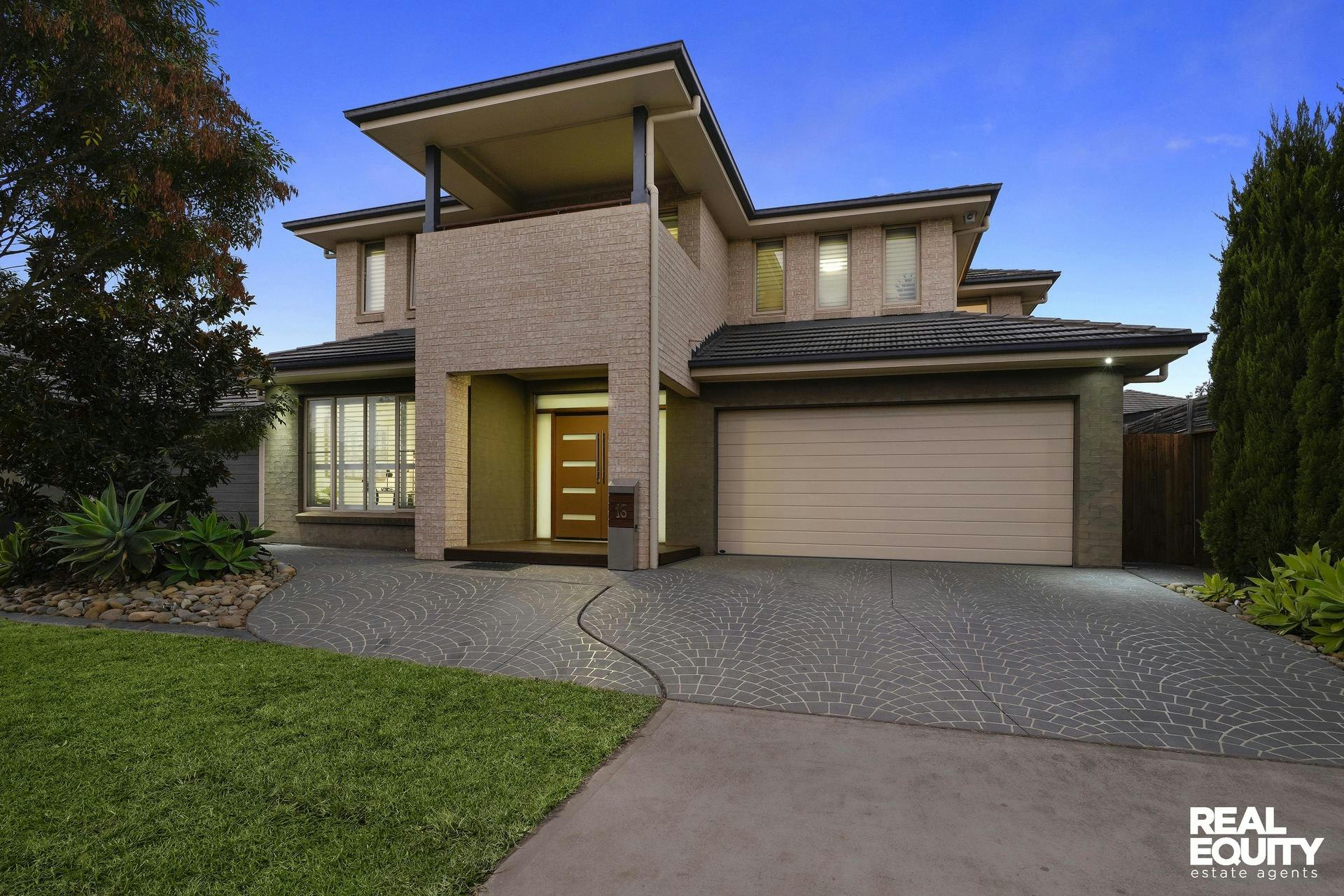 Image of garage