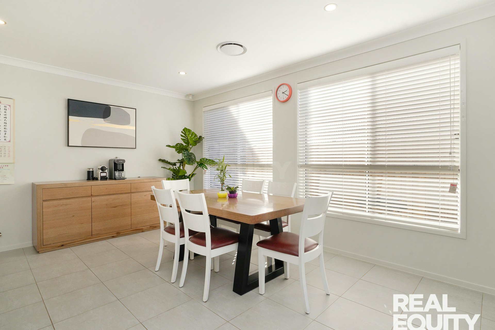 Image of dining room