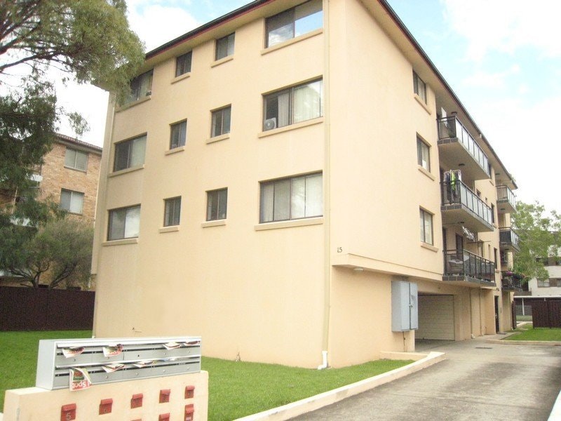 Image of apartment building