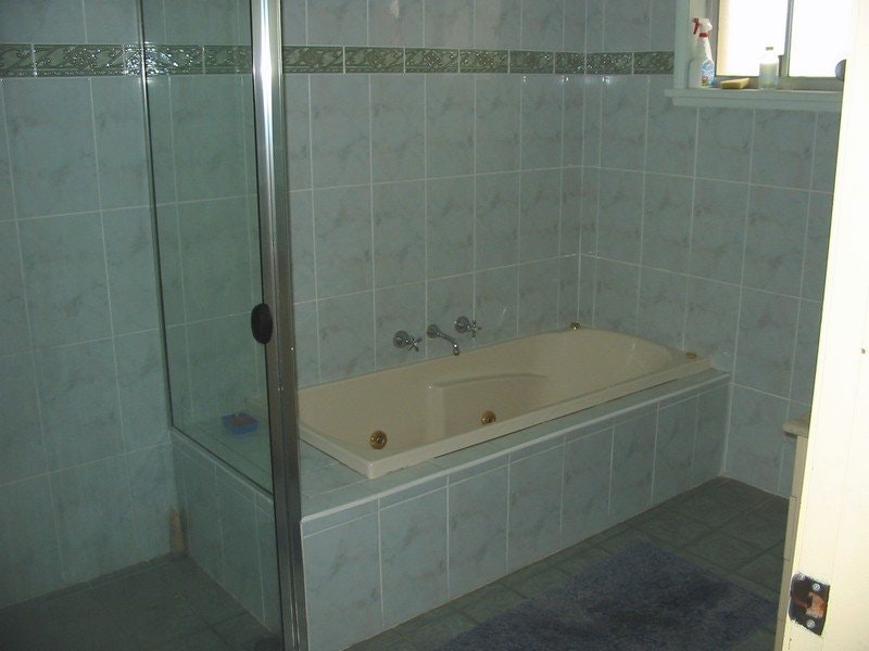 Image of tub