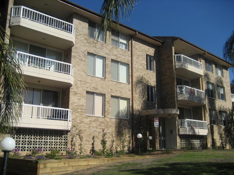 Image of apartment building