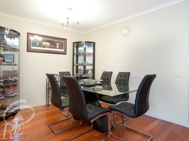 Image of dining room