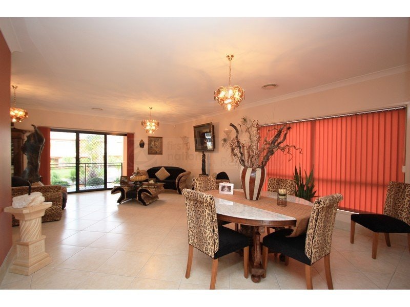 Image of dining room