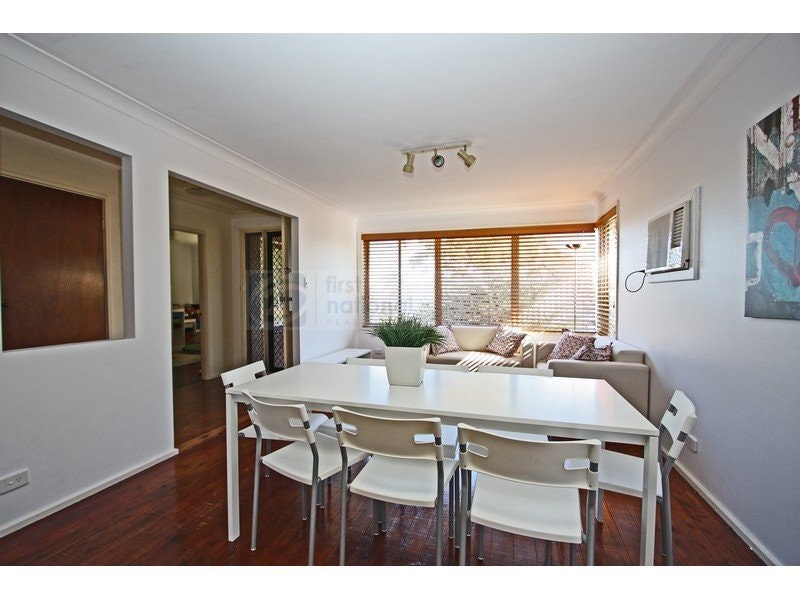 Image of dining room