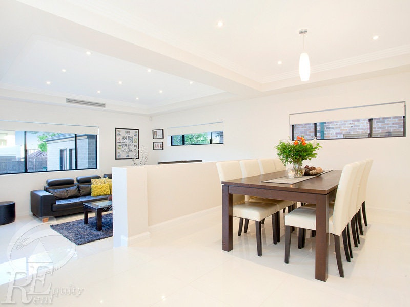 Image of dining room