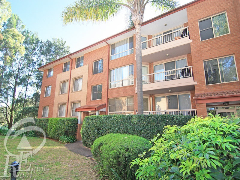 Image of apartment building