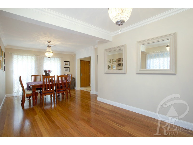 Image of dining room