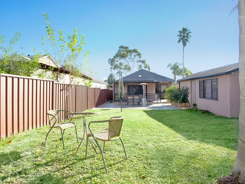 Image of backyard