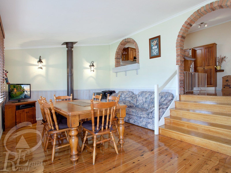Image of dining room