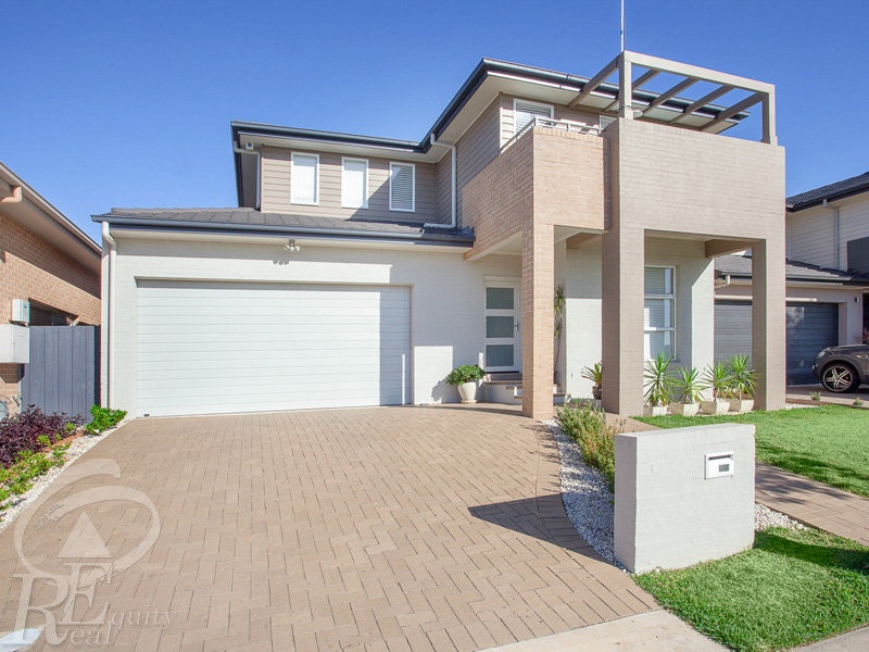 Image of garage