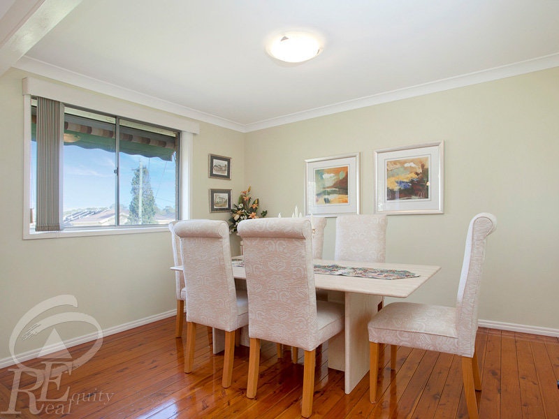 Image of dining room