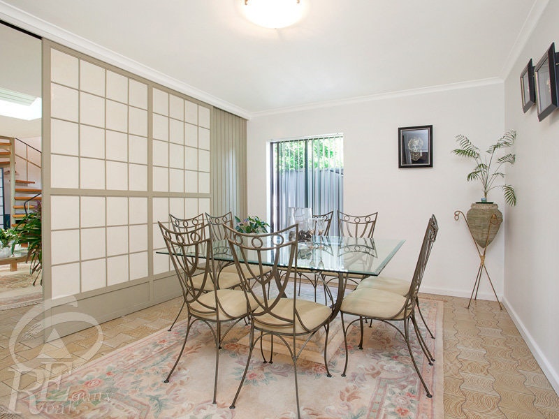 Image of dining room
