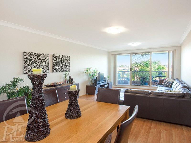 Image of dining room