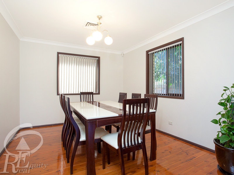 Image of dining room