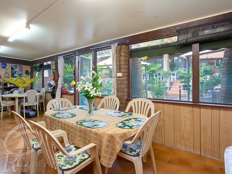 Image of dining room