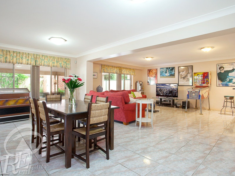 Image of dining room