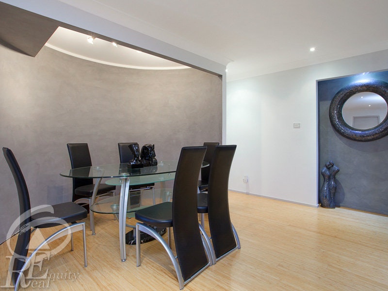 Image of dining room