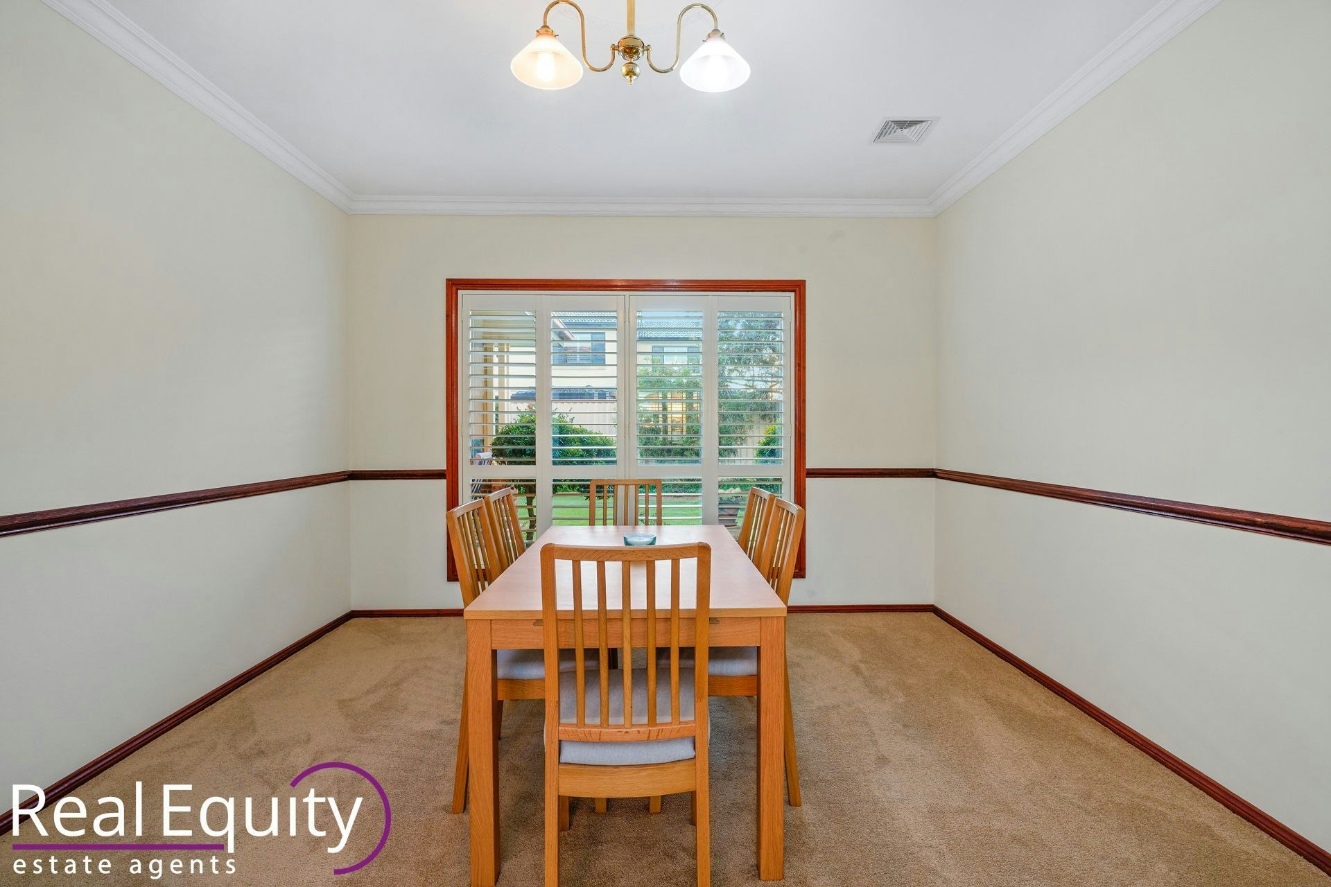 Image of dining room