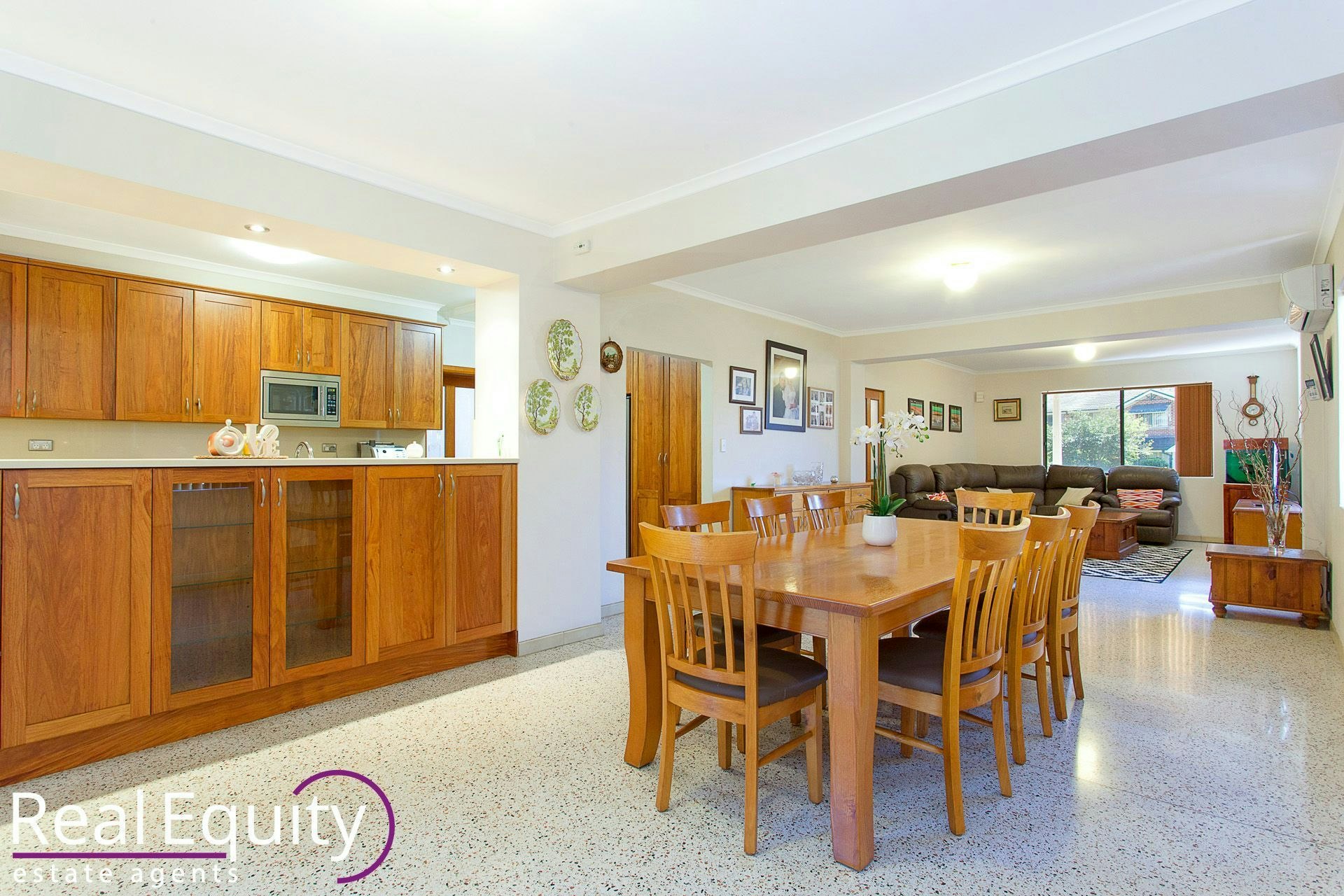 Image of dining room