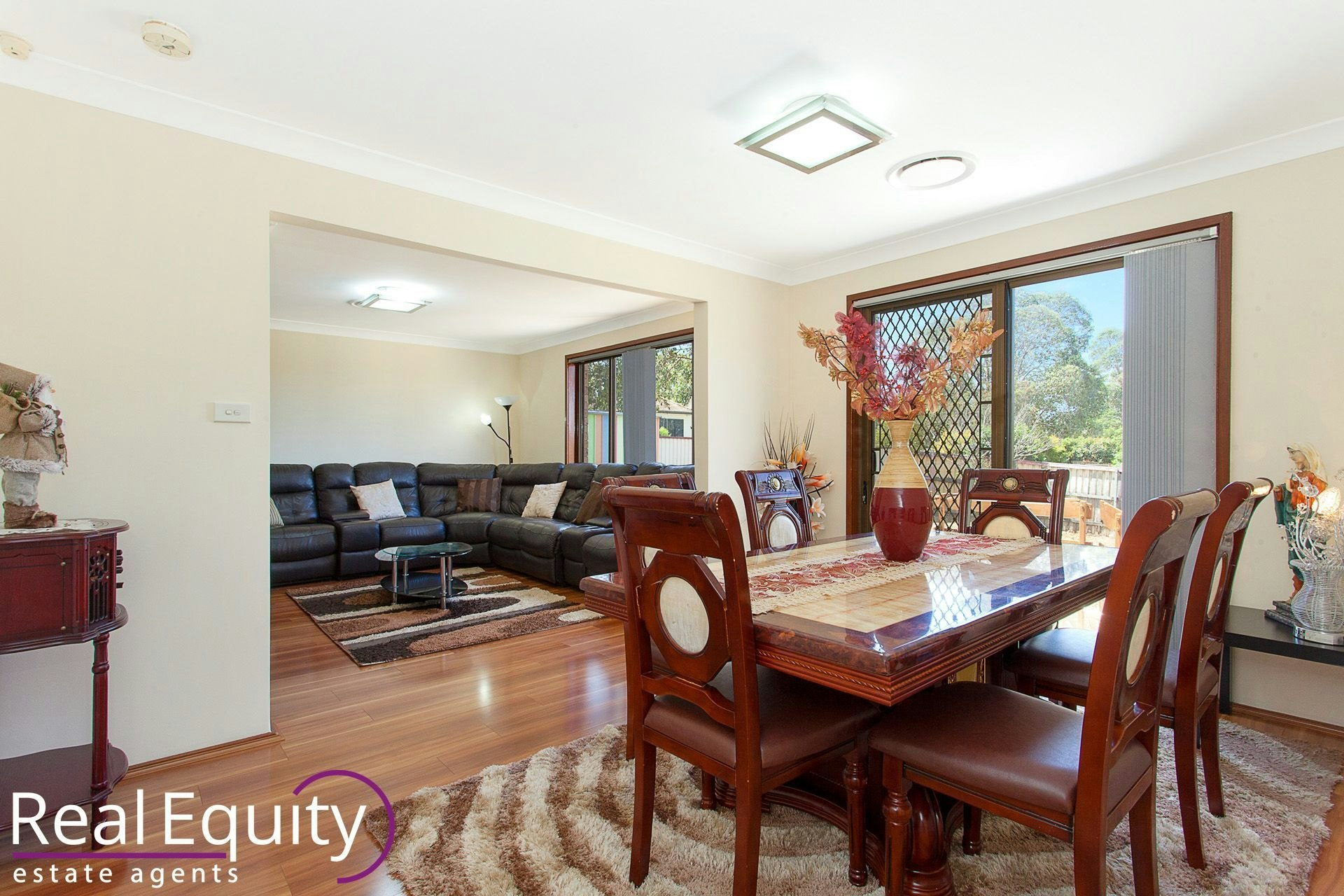 Image of dining room