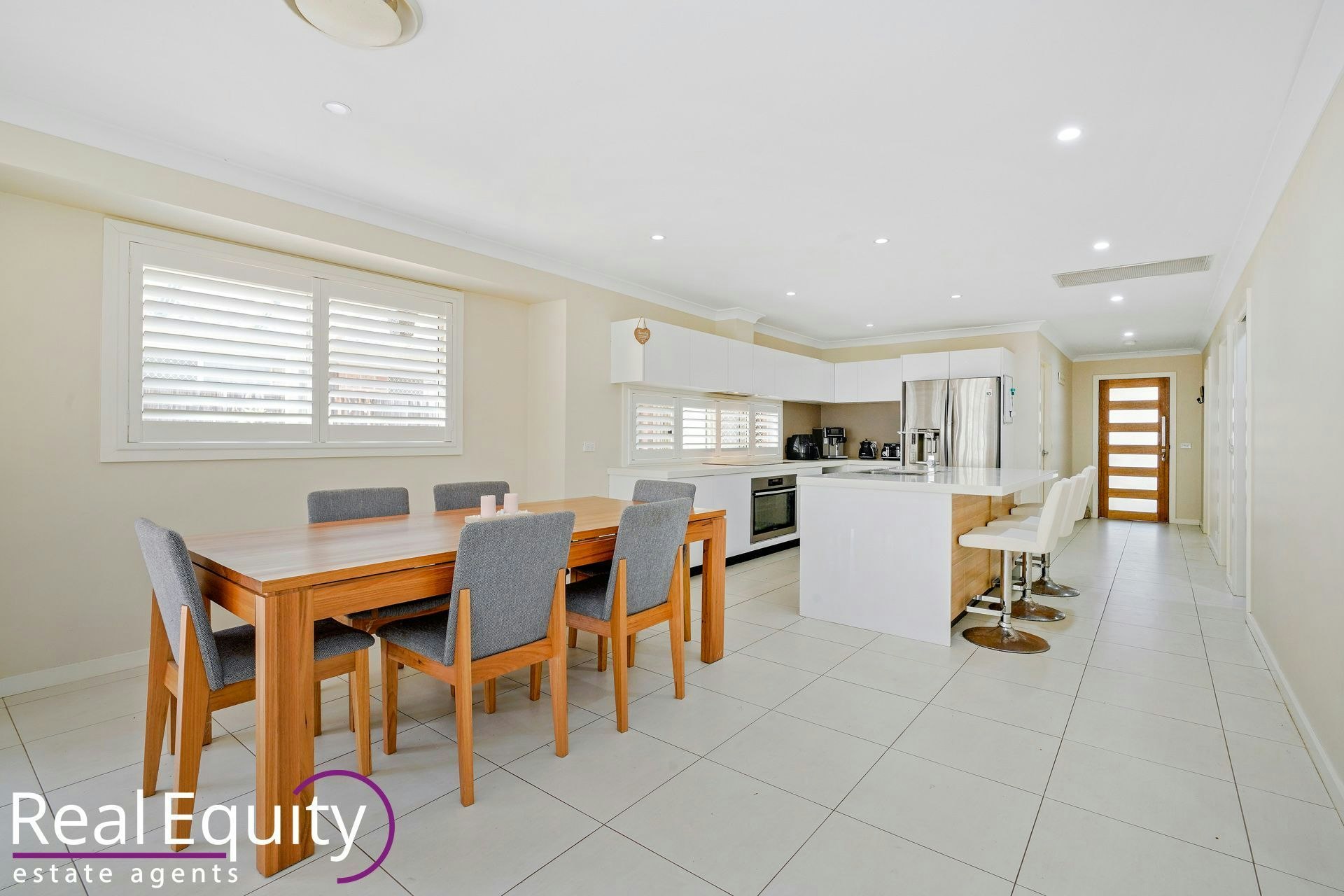 Image of dining room
