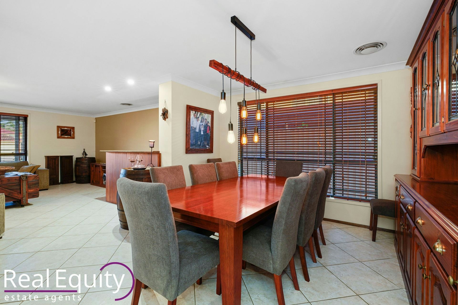Image of dining room