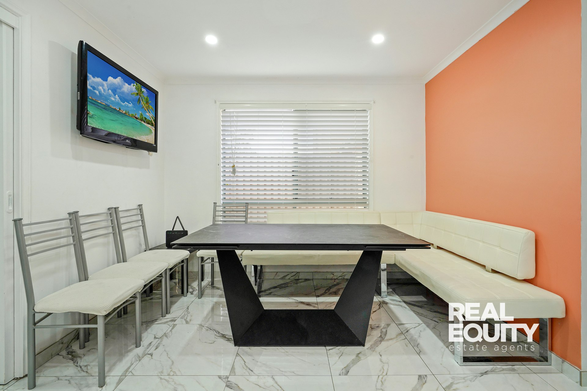 Image of table