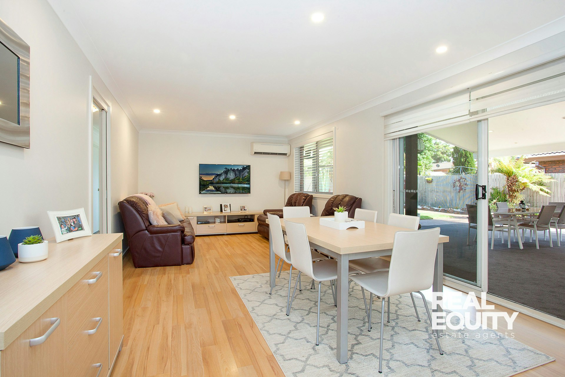 Image of dining room