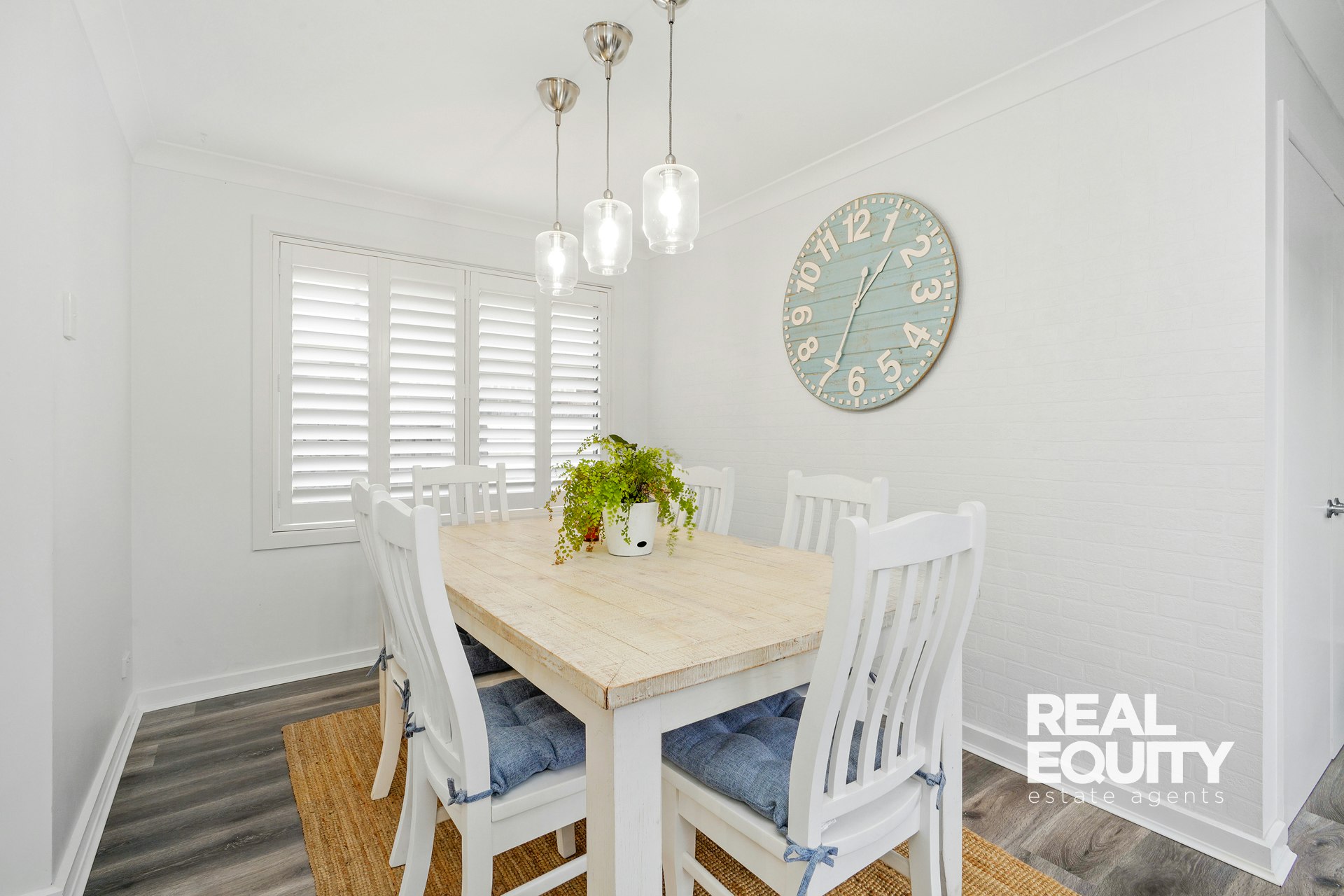 Image of dining room