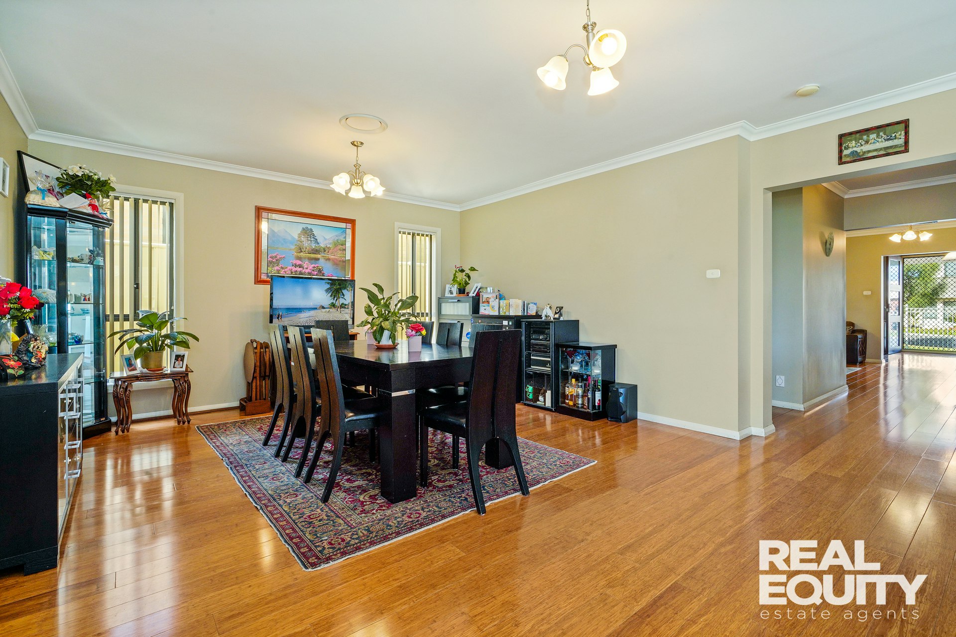 Image of dining room