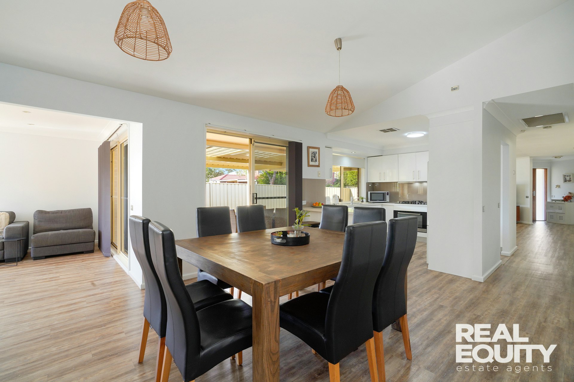 Image of dining room