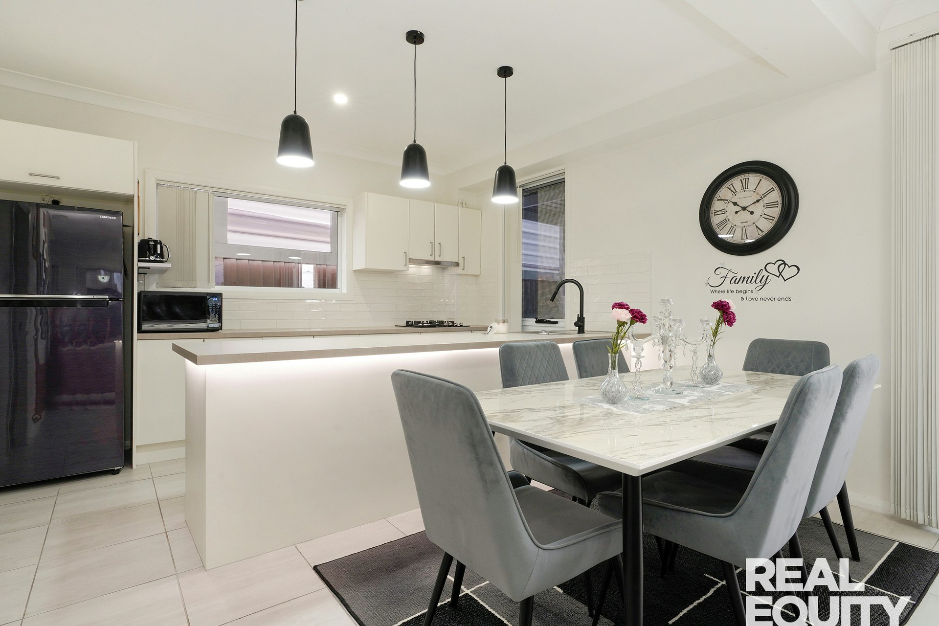 Image of dining room