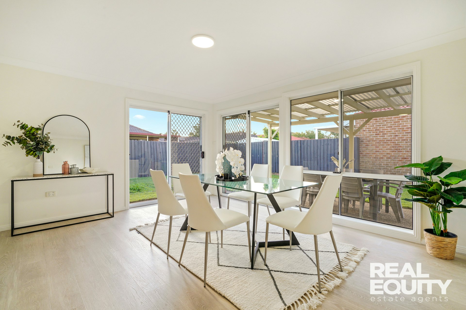 Image of dining room