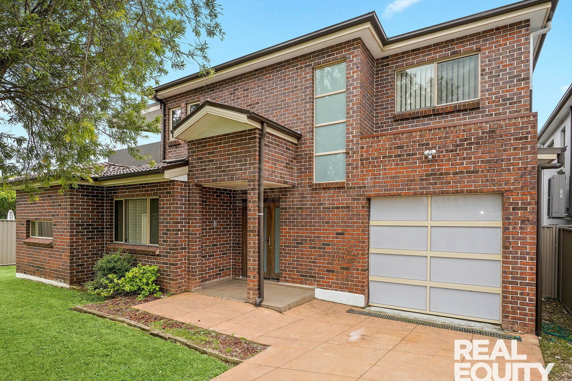 Image of garage