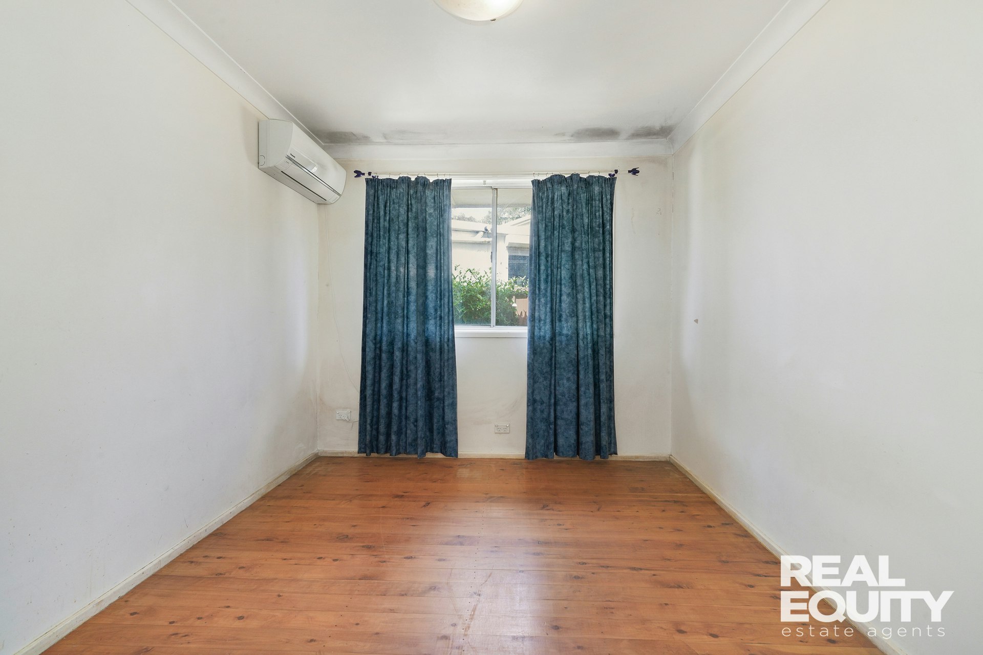 Image of floor