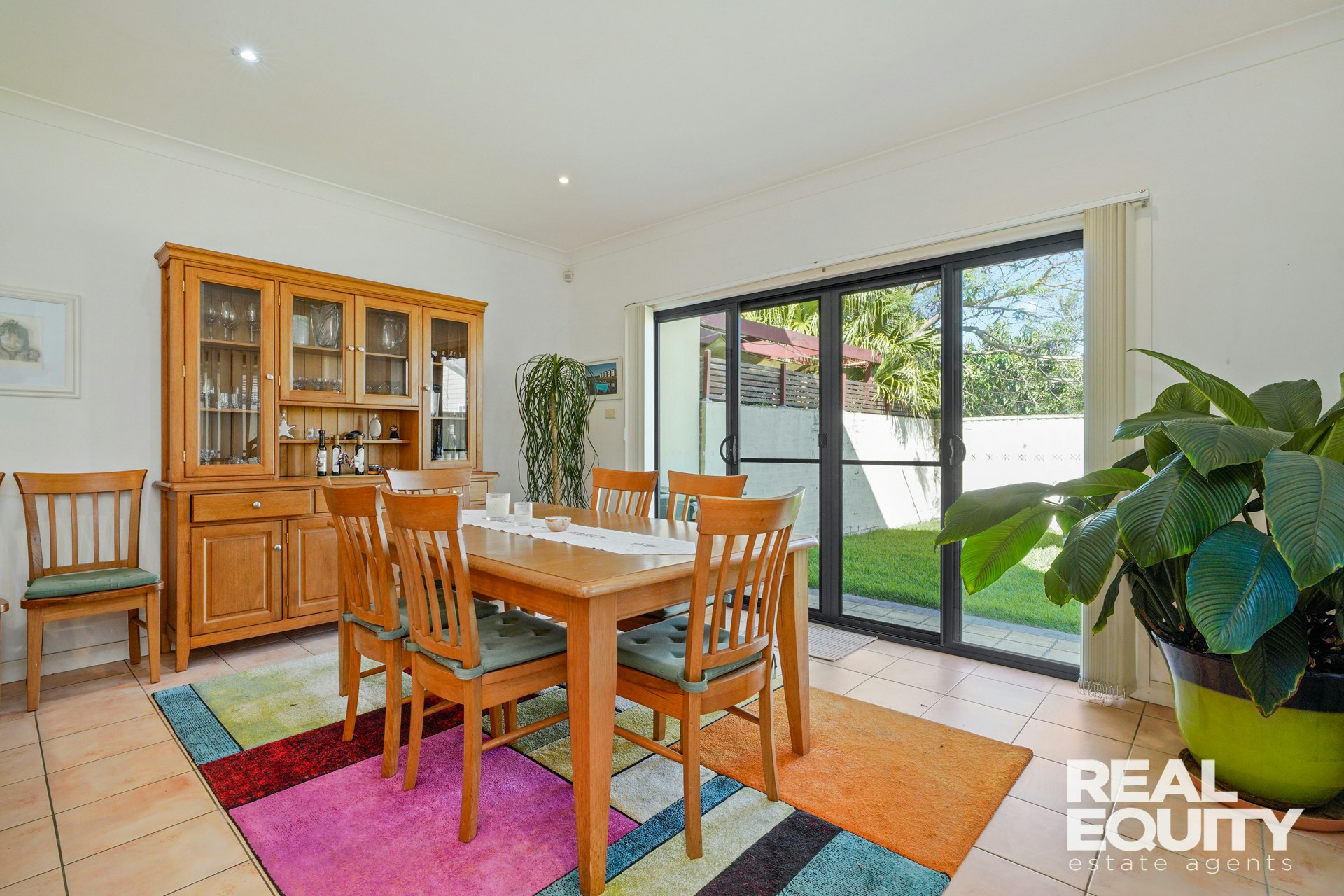 Image of dining room