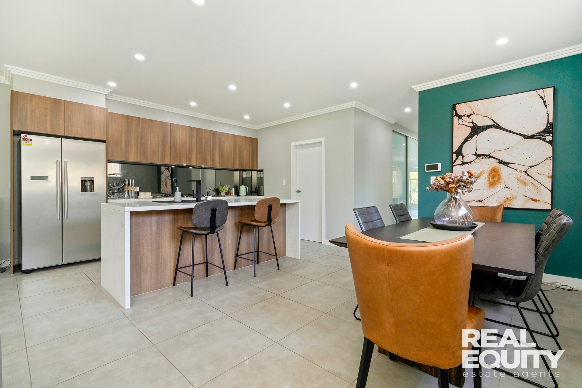 Image of dining room