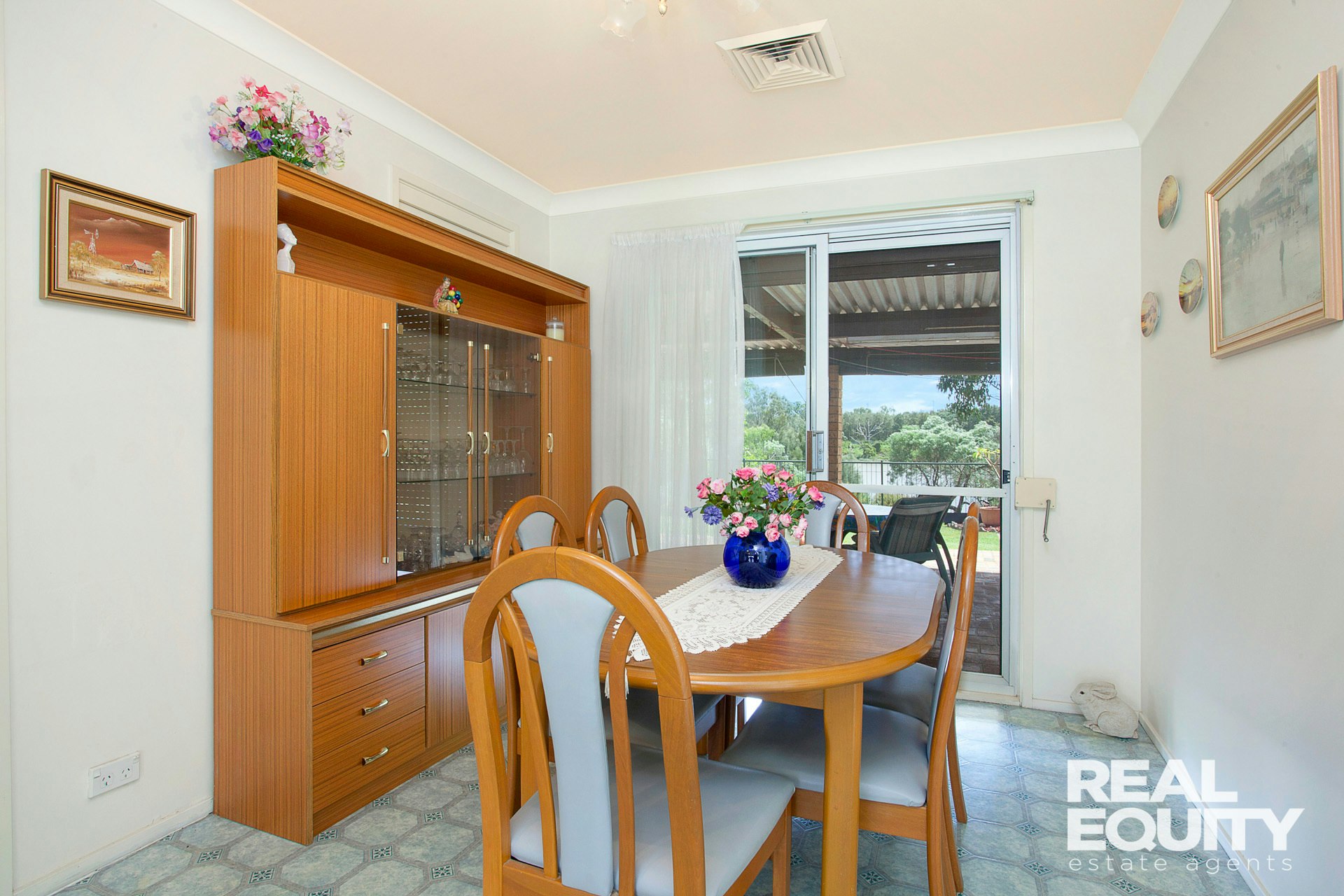 Image of dining room