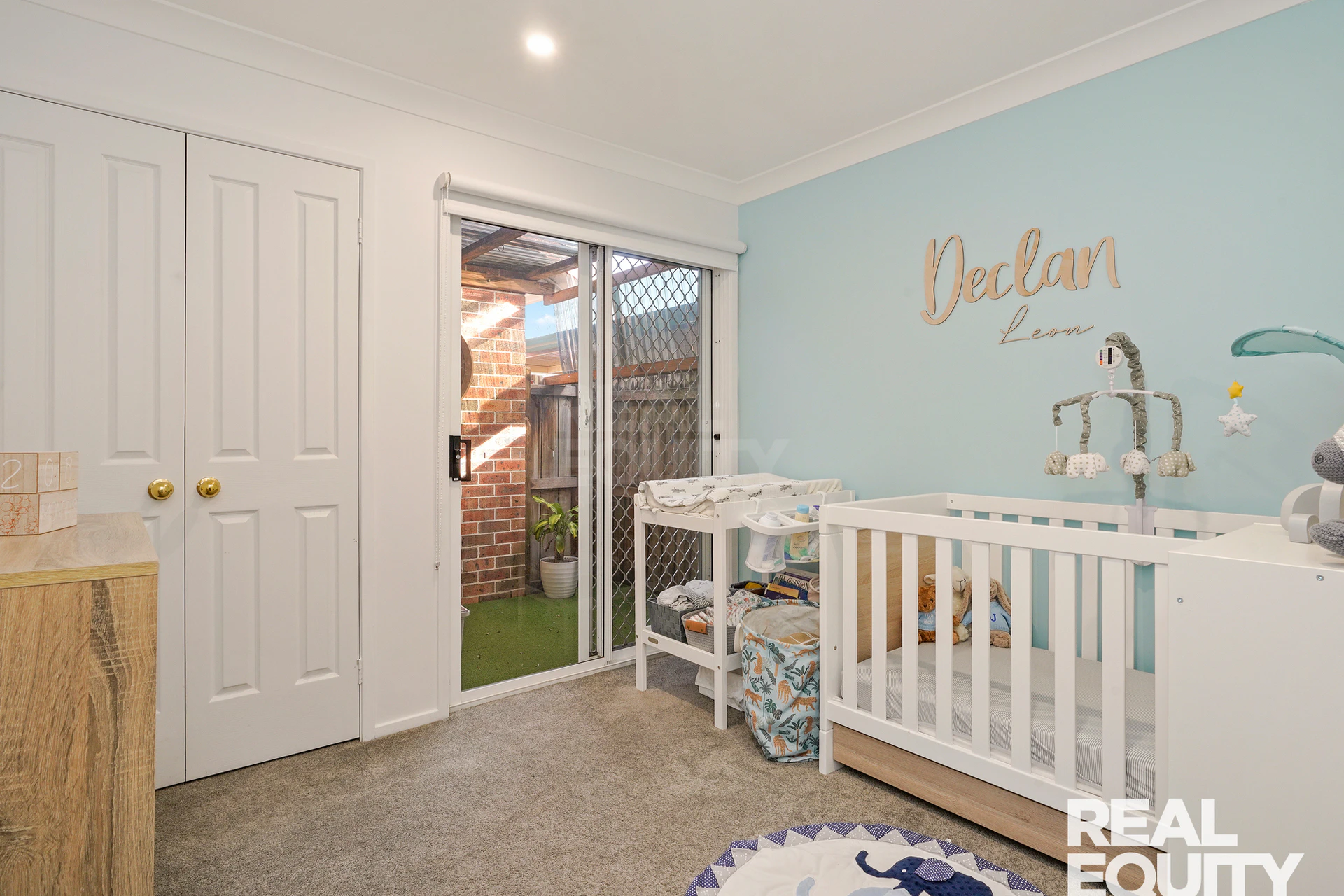 crib