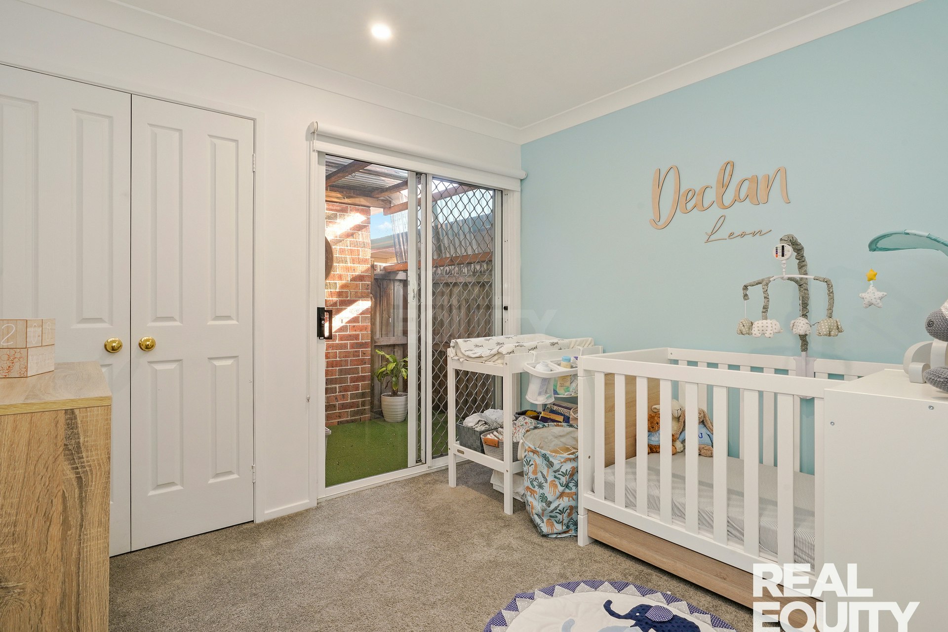 crib