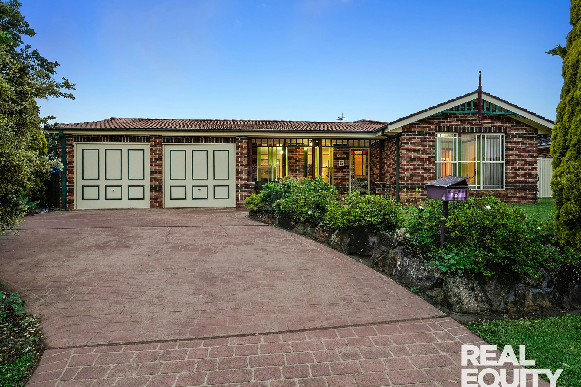 Image of garage