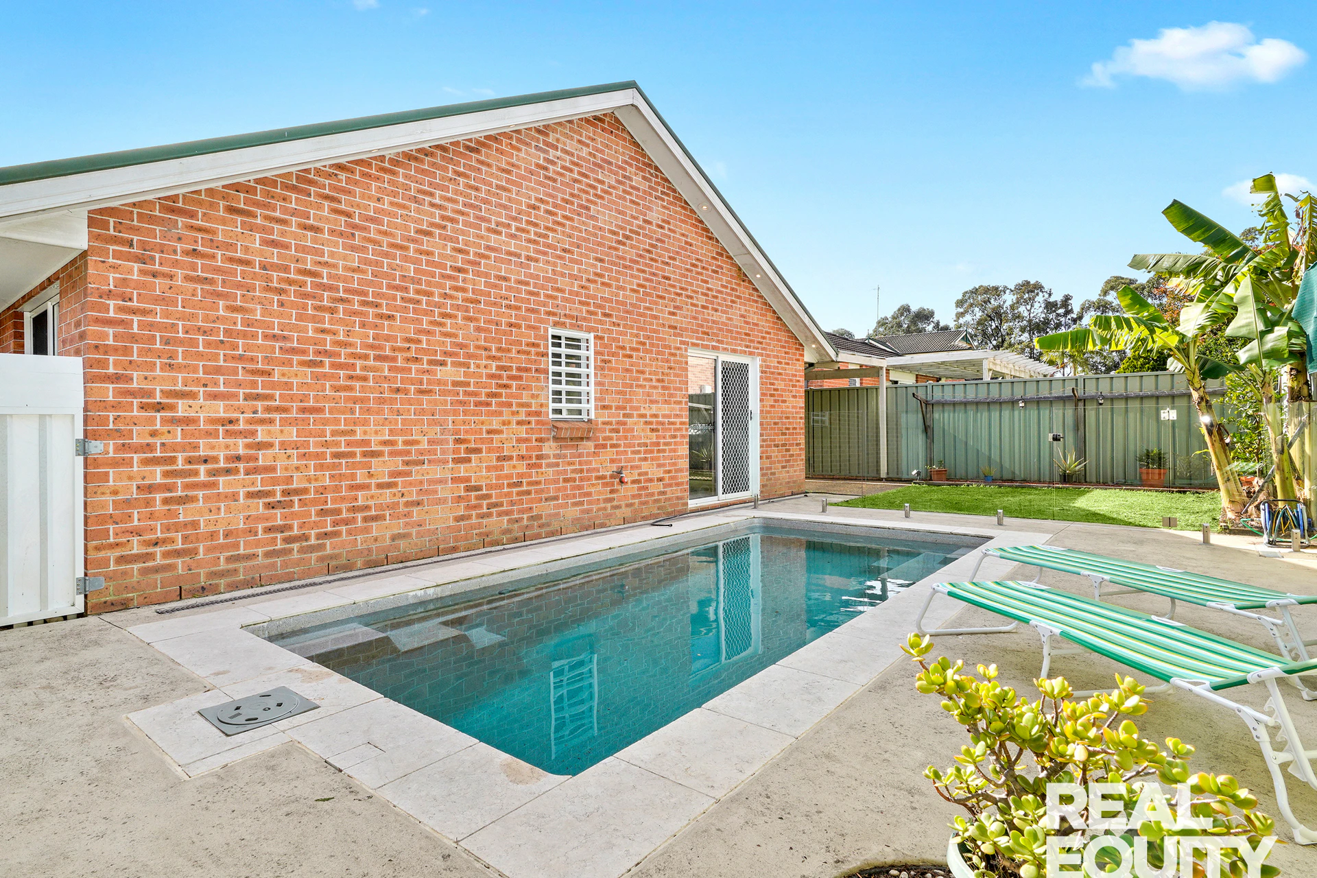 pool