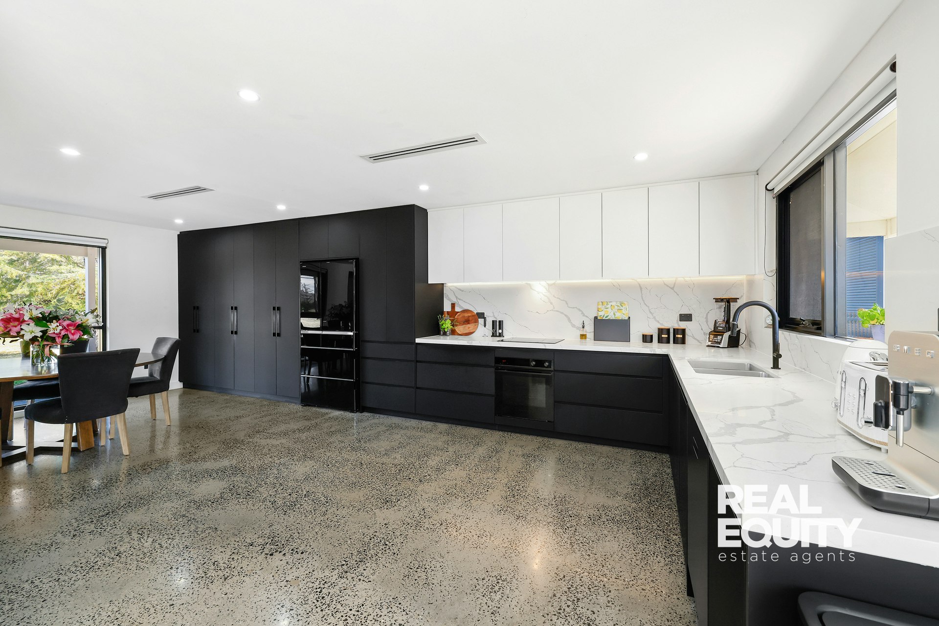 Image of floor