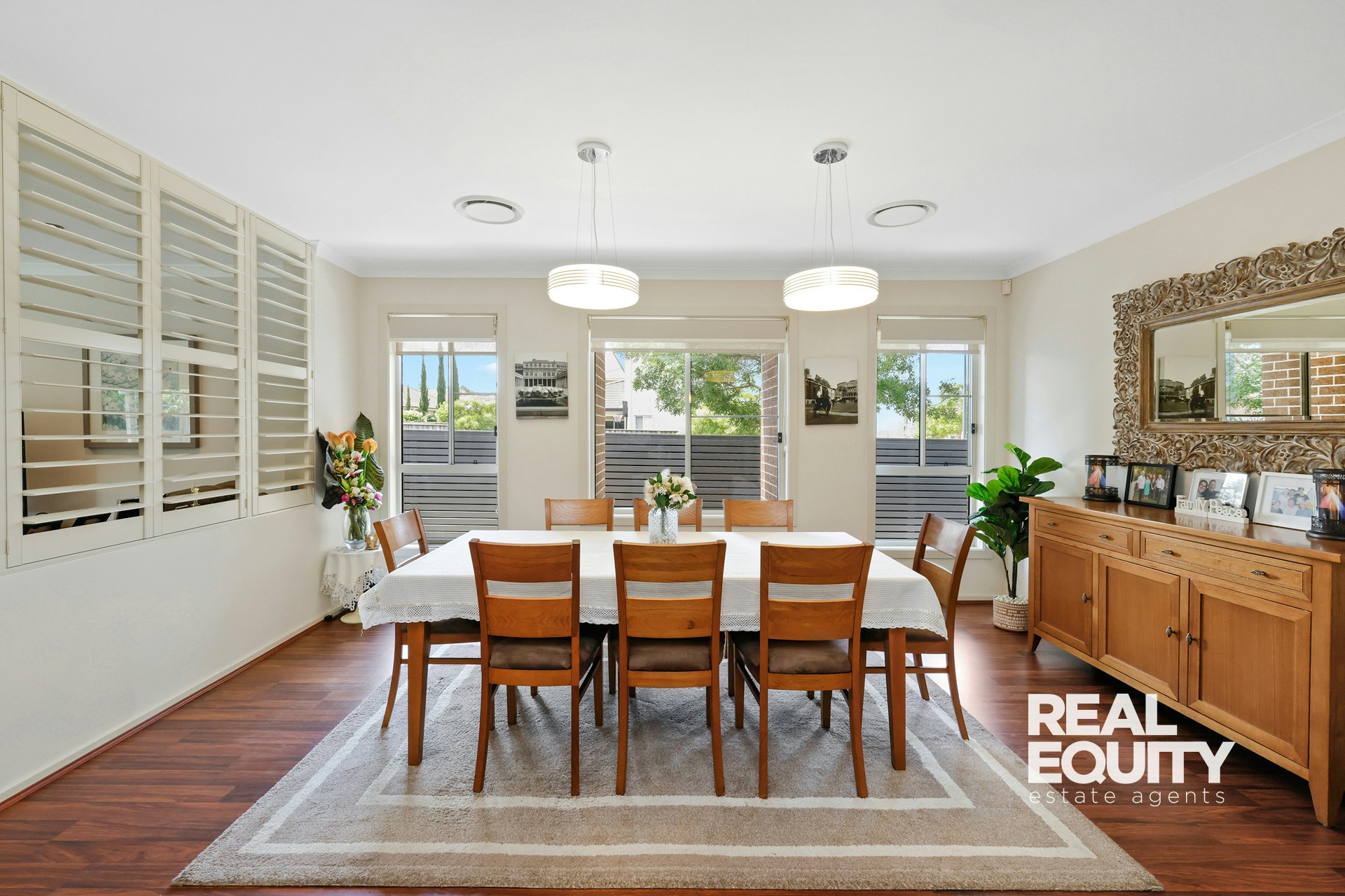 Image of dining room