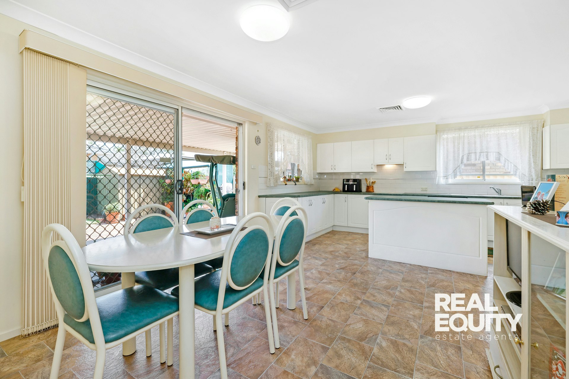 Image of dining room