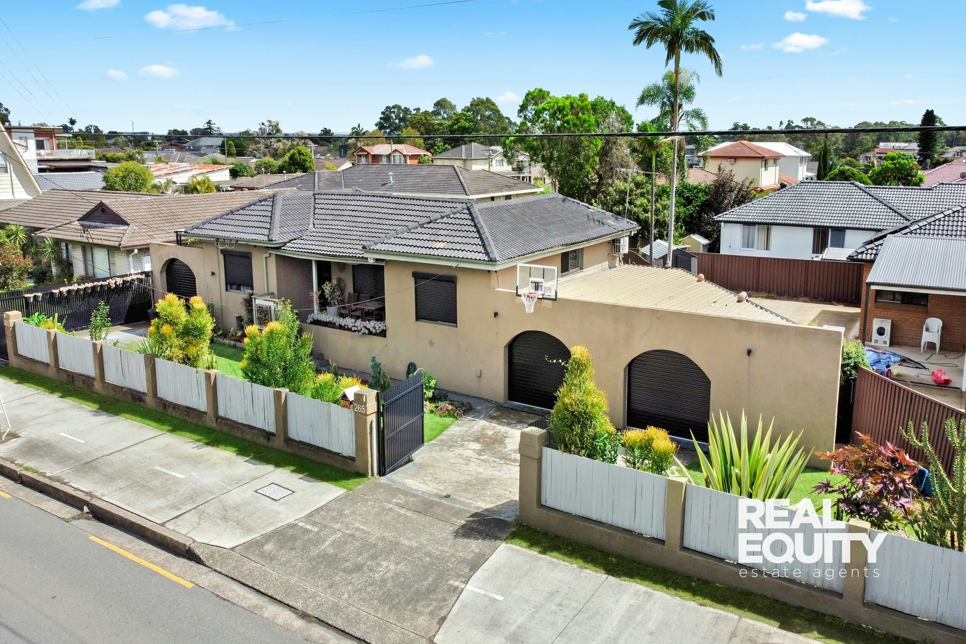 Image of neighborhood