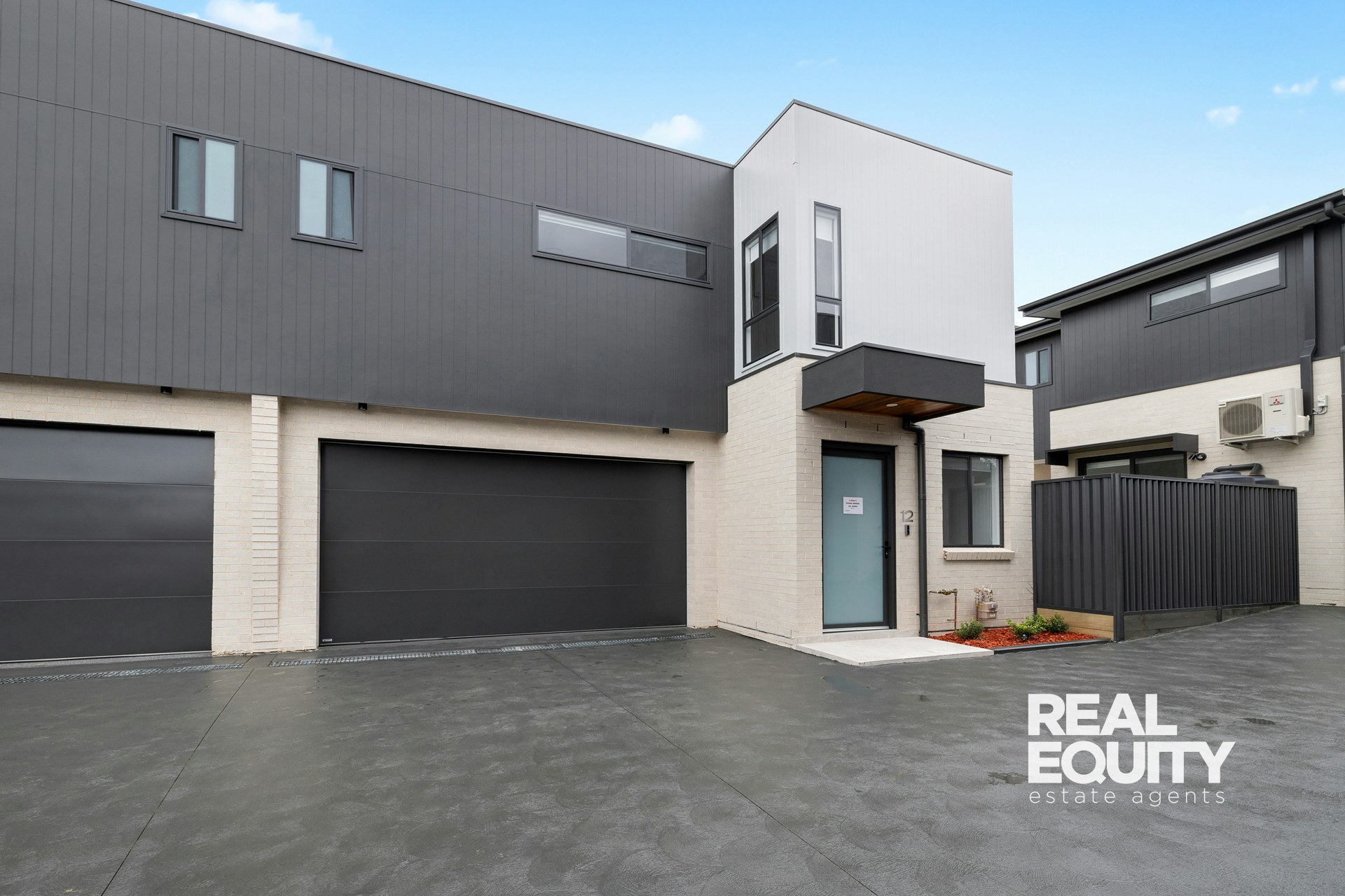 Image of garage
